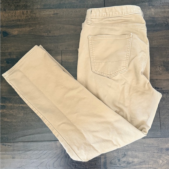 Banana Republic Khaki Travel Jean - 34x30